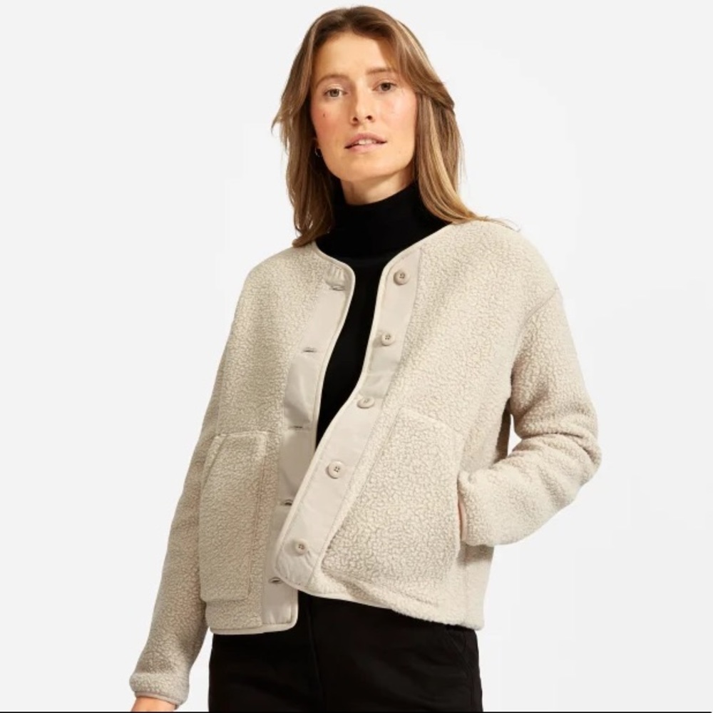 Everlane ReNew Fleece Sherpa Teddy Liner in Oat